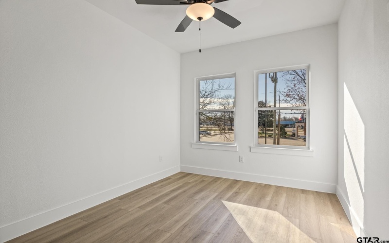 188 W 17th, Mount Pleasant, TX 75455, 3 Habitaciones Habitaciones , ,2 BañosBaños,Residential,En Venta,188 W 17th,25006598