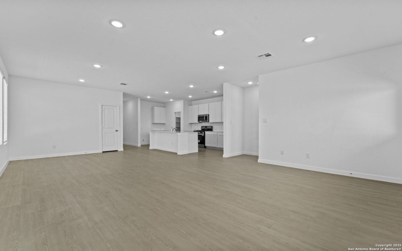 732 Horsetail Ln, New Braunfels, TX 78130, 4 Bedrooms Bedrooms, ,2 BathroomsBathrooms,Residential,For Sale,732 Horsetail Ln,0,1926070