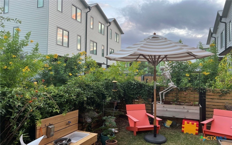 1909 Dutton Drive unit: B #B, San Marcos, TX 78666, 3 Bedrooms Bedrooms, ,2 BathroomsBathrooms,Residential,For Sale,1909 Dutton Drive unit: B,0,576508