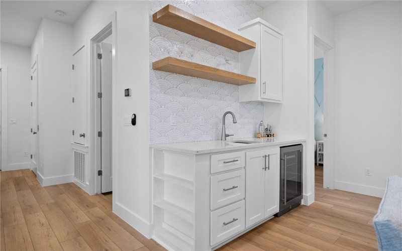 513 Sunrise Avenue, Port Aransas, TX 78373, 4 Bedrooms Bedrooms, ,5 BathroomsBathrooms,Residential,For Sale,513 Sunrise Avenue,0,468566