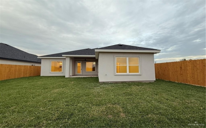 4220 Carol Lane, Edinburg, TX 78541, 3 Habitaciones Habitaciones , ,2 BañosBaños,Residential,En Venta,4220 Carol Lane,0,488195