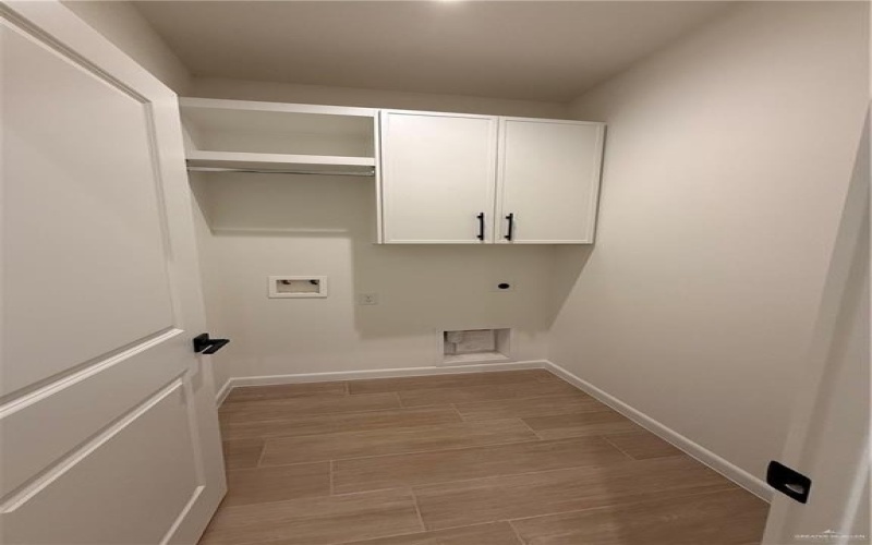 4220 Carol Lane, Edinburg, TX 78541, 3 Habitaciones Habitaciones , ,2 BañosBaños,Residential,En Venta,4220 Carol Lane,0,488195