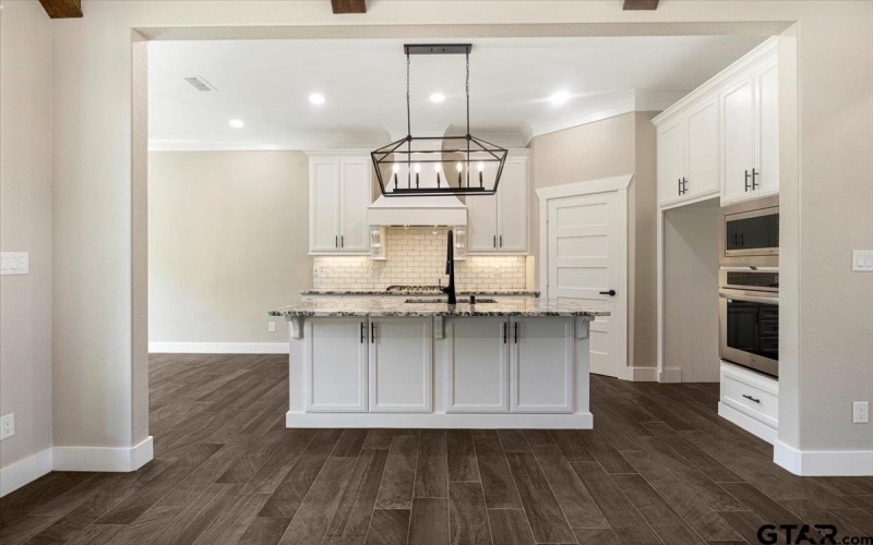 12255 Oak Grove Drive, Tyler, TX 75706, 4 Bedrooms Bedrooms, ,2 BathroomsBathrooms,Residential,For Sale,12255 Oak Grove Drive,0,25017415