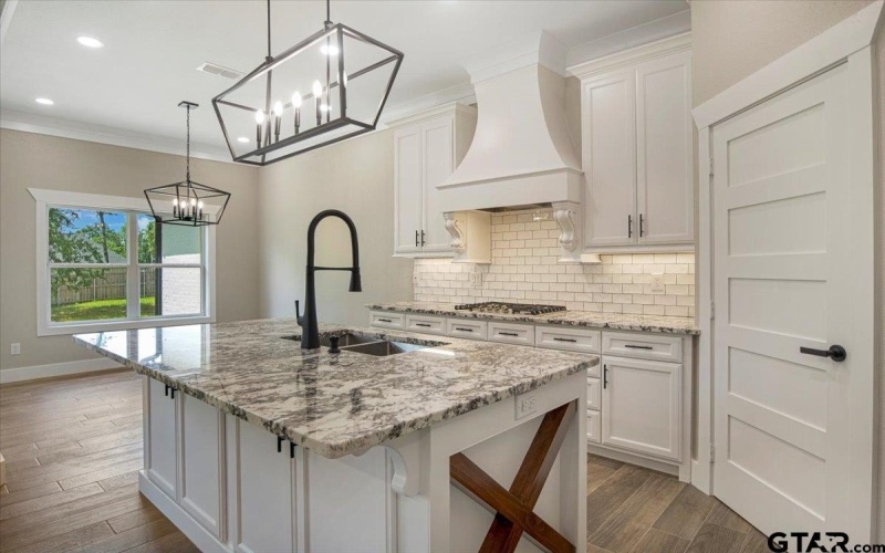 12255 Oak Grove Drive, Tyler, TX 75706, 4 Bedrooms Bedrooms, ,2 BathroomsBathrooms,Residential,For Sale,12255 Oak Grove Drive,0,25017415