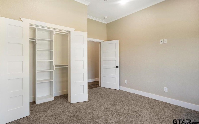 12255 Oak Grove Drive, Tyler, TX 75706, 4 Bedrooms Bedrooms, ,2 BathroomsBathrooms,Residential,For Sale,12255 Oak Grove Drive,0,25017415