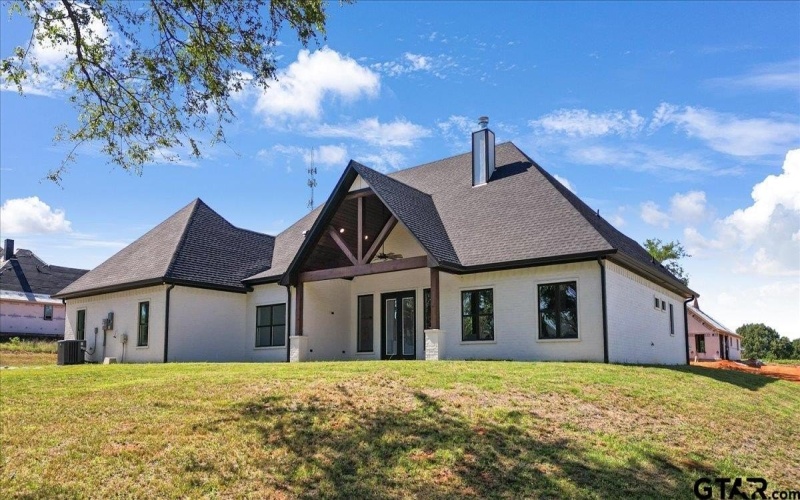 12255 Oak Grove Drive, Tyler, TX 75706, 4 Bedrooms Bedrooms, ,2 BathroomsBathrooms,Residential,For Sale,12255 Oak Grove Drive,0,25017415