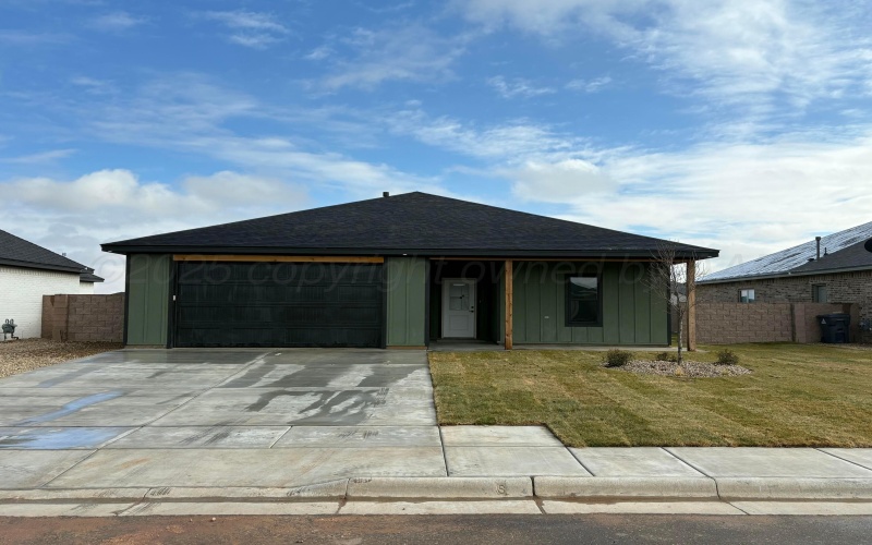 4106 MOSCATO Drive, Amarillo, TX 79124-1006, 3 Bedrooms Bedrooms, ,2 BathroomsBathrooms,Residential,For Sale,4106 MOSCATO Drive,0,25-9917