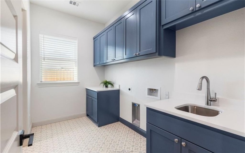 5102 Greenstone Way, Bryan, TX 77802, 3 Habitaciones Habitaciones , ,3 BañosBaños,Residential,En Venta,5102 Greenstone Way,0,25012718