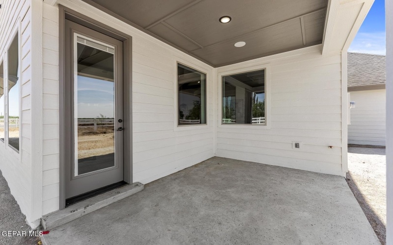 160 Johnny Telles Drive, Clint, TX 79836, 4 Bedrooms Bedrooms, ,3 BathroomsBathrooms,Residential,For Sale,160 Johnny Telles Drive,0,934654