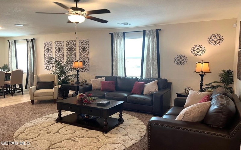 12720 Golden Canyon Drive, El Paso, TX 79928, 3 Bedrooms Bedrooms, ,1 BathroomBathrooms,Residential,For Sale,12720 Golden Canyon Drive,0,934662