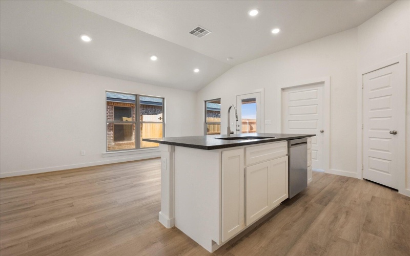 3118 138th Place, Lubbock, TX 79423, 4 Bedrooms Bedrooms, ,2 BathroomsBathrooms,Residential,For Sale,3118 138th Place,0,202563810