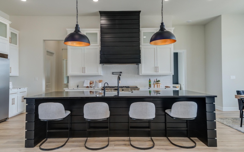 3902 148th Street, Lubbock, TX 79423, 5 Bedrooms Bedrooms, ,5 BathroomsBathrooms,Residential,For Sale,3902 148th Street,0,202563814