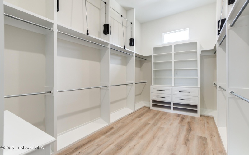 3902 148th Street, Lubbock, TX 79423, 5 Bedrooms Bedrooms, ,5 BathroomsBathrooms,Residential,For Sale,3902 148th Street,0,202563814