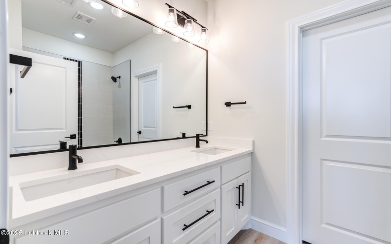 3902 148th Street, Lubbock, TX 79423, 5 Bedrooms Bedrooms, ,5 BathroomsBathrooms,Residential,For Sale,3902 148th Street,0,202563814