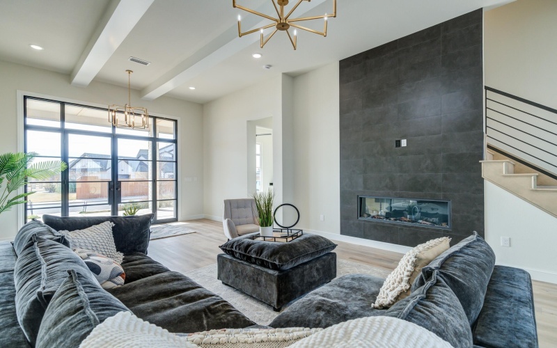 3902 148th Street, Lubbock, TX 79423, 5 Bedrooms Bedrooms, ,5 BathroomsBathrooms,Residential,For Sale,3902 148th Street,0,202563814