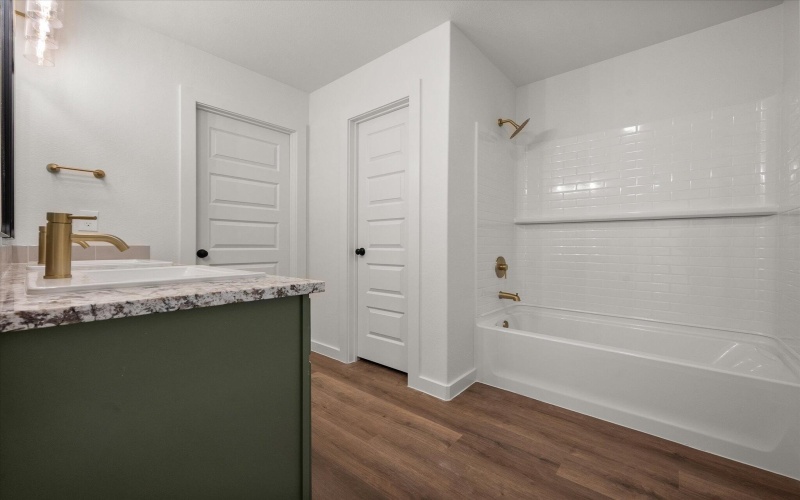 3120 138th Place, Lubbock, TX 79423, 4 Habitaciones Habitaciones , ,2 BañosBaños,Residential,En Venta,3120 138th Place,0,202563835