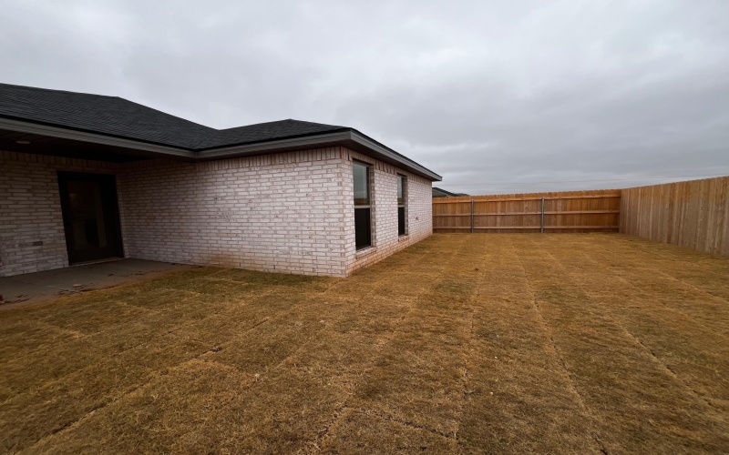 2016 Cottonwood Avenue, Wolfforth, TX 79382, 4 Bedrooms Bedrooms, ,2 BathroomsBathrooms,Residential,For Sale,2016 Cottonwood Avenue,0,202563837