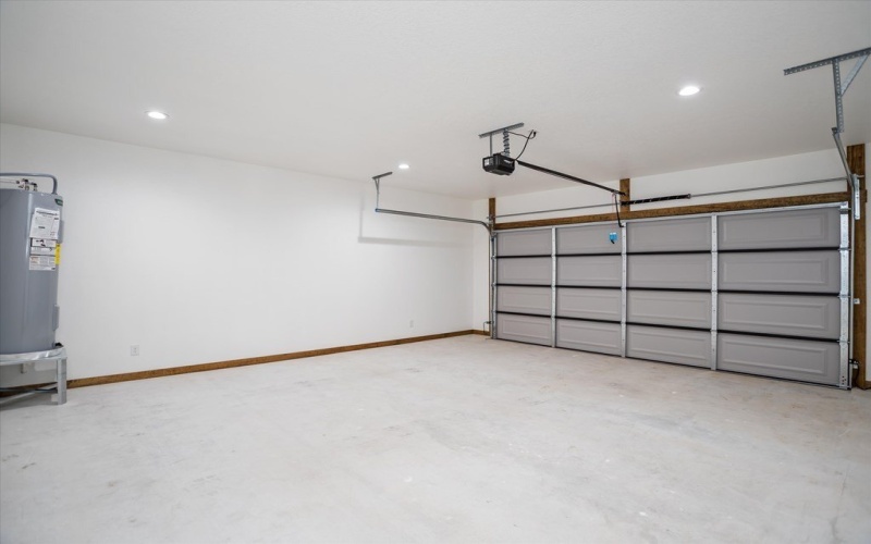 1405 Russell Ave, Lufkin, TX 74904, 3 Bedrooms Bedrooms, ,2 BathroomsBathrooms,Residential,For Sale,1405 Russell Ave,0,5107340