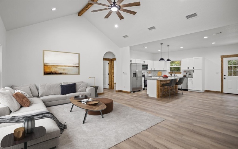 1405 Russell Ave, Lufkin, TX 74904, 3 Bedrooms Bedrooms, ,2 BathroomsBathrooms,Residential,For Sale,1405 Russell Ave,0,5107340