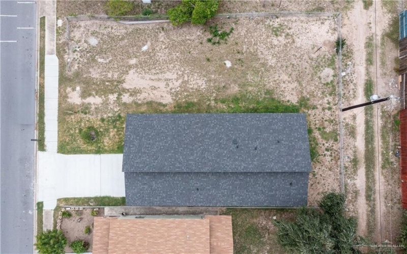 207 E Diaz Avenue, Pharr, TX 78577, 3 Bedrooms Bedrooms, ,2 BathroomsBathrooms,Residential,For Sale,207 E Diaz Avenue,0,488383