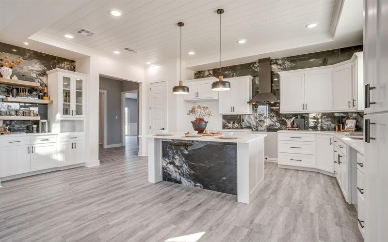 9316 Granda Vista, Joshua, TX 76058, 5 Bedrooms Bedrooms, ,5 BathroomsBathrooms,Residential,For Sale,9316 Granda Vista,0,21125589