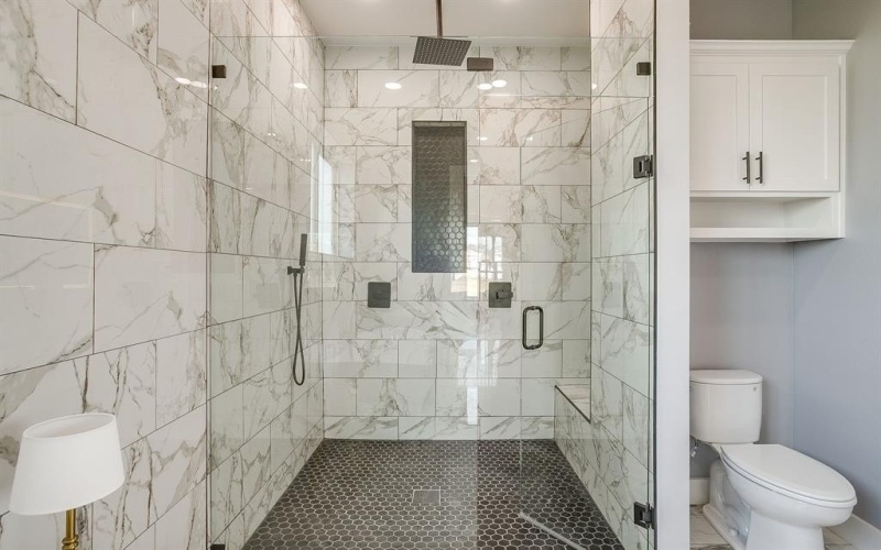 9316 Granda Vista, Joshua, TX 76058, 5 Bedrooms Bedrooms, ,5 BathroomsBathrooms,Residential,For Sale,9316 Granda Vista,0,21125589