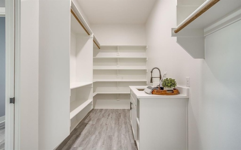 9316 Granda Vista, Joshua, TX 76058, 5 Bedrooms Bedrooms, ,5 BathroomsBathrooms,Residential,For Sale,9316 Granda Vista,0,21125589