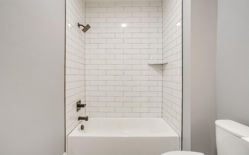 9316 Granda Vista, Joshua, TX 76058, 5 Bedrooms Bedrooms, ,5 BathroomsBathrooms,Residential,For Sale,9316 Granda Vista,0,21125589