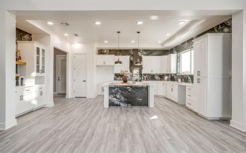 9316 Granda Vista, Joshua, TX 76058, 5 Bedrooms Bedrooms, ,5 BathroomsBathrooms,Residential,For Sale,9316 Granda Vista,0,21125589