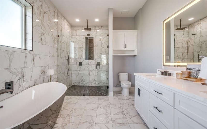 9316 Granda Vista, Joshua, TX 76058, 5 Bedrooms Bedrooms, ,5 BathroomsBathrooms,Residential,For Sale,9316 Granda Vista,0,21125589