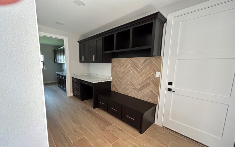 9811 E County Rd, Midland, TX 79706, 5 Bedrooms Bedrooms, ,5 BathroomsBathrooms,Residential,For Sale,9811 E County Rd,0,50087257