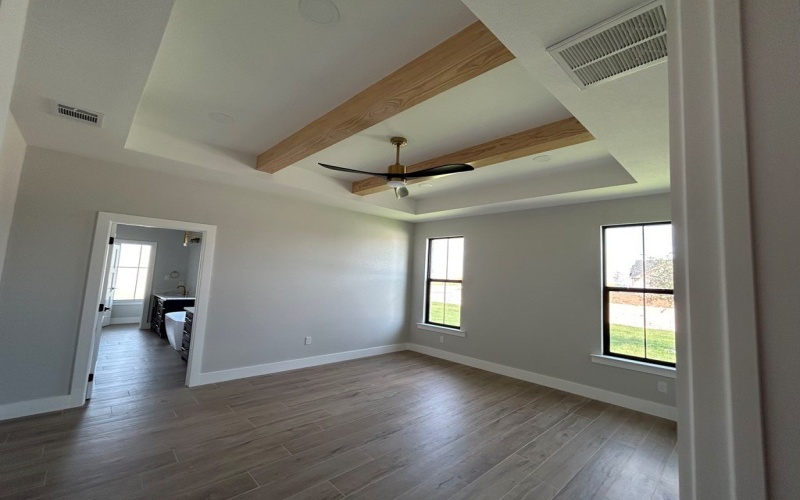 9811 E County Rd, Midland, TX 79706, 5 Bedrooms Bedrooms, ,5 BathroomsBathrooms,Residential,For Sale,9811 E County Rd,0,50087257