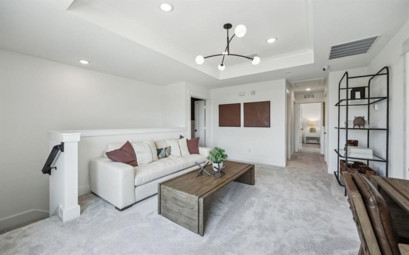 5916 Hodgkin Avenue, Pilot Point, TX 76258, 5 Habitaciones Habitaciones , ,5 BañosBaños,Residential,En Venta,5916 Hodgkin Avenue,0,21125600