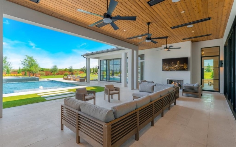 10501 Fleming Pointe Drive, Fort Worth, TX 76179, 5 Bedrooms Bedrooms, ,6 BathroomsBathrooms,Residential,For Sale,10501 Fleming Pointe Drive,0,21125679