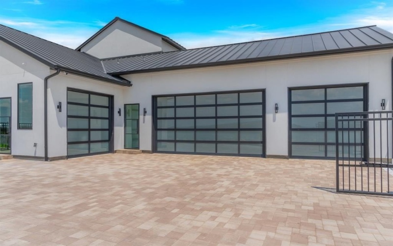 10501 Fleming Pointe Drive, Fort Worth, TX 76179, 5 Bedrooms Bedrooms, ,6 BathroomsBathrooms,Residential,For Sale,10501 Fleming Pointe Drive,0,21125679