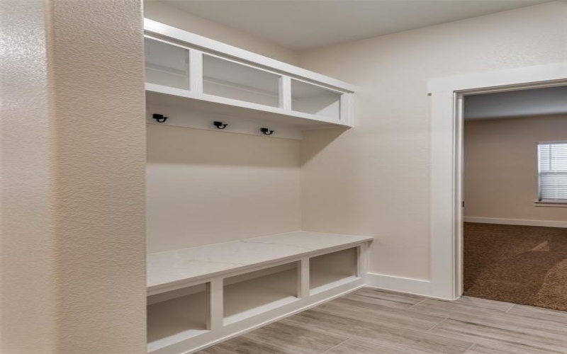 5601 Houghton Avenue, Fort Worth, TX 76107, 4 Bedrooms Bedrooms, ,2 BathroomsBathrooms,Residential,For Sale,5601 Houghton Avenue,0,21125699