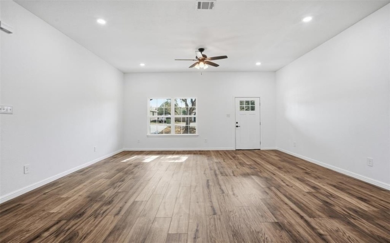 1508 Anaconda Trail, Granbury, TX 76048, 3 Bedrooms Bedrooms, ,2 BathroomsBathrooms,Residential,For Sale,1508 Anaconda Trail,0,21125827