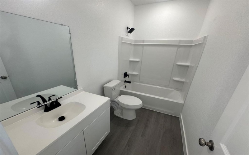 2806 Beechwood Street, Granbury, TX 76048, 3 Bedrooms Bedrooms, ,2 BathroomsBathrooms,Residential,For Sale,2806 Beechwood Street,0,21125895