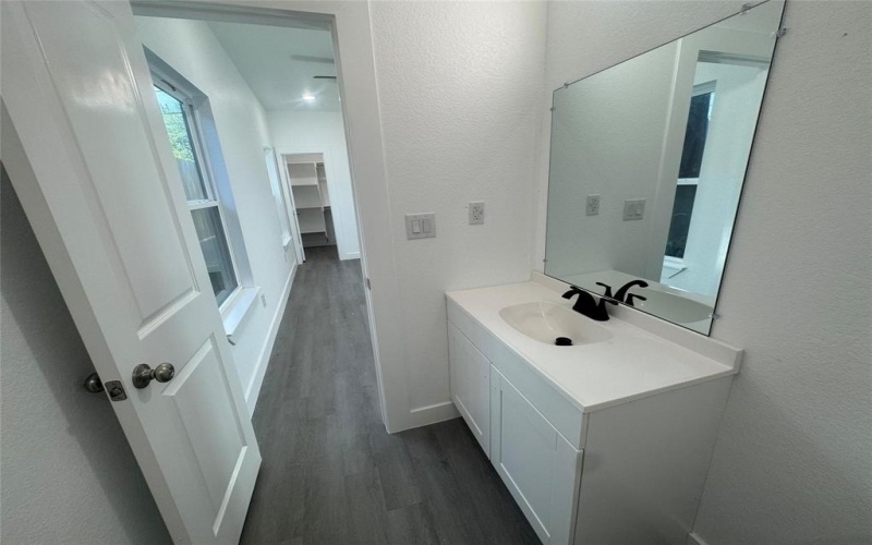 2806 Beechwood Street, Granbury, TX 76048, 3 Bedrooms Bedrooms, ,2 BathroomsBathrooms,Residential,For Sale,2806 Beechwood Street,0,21125895