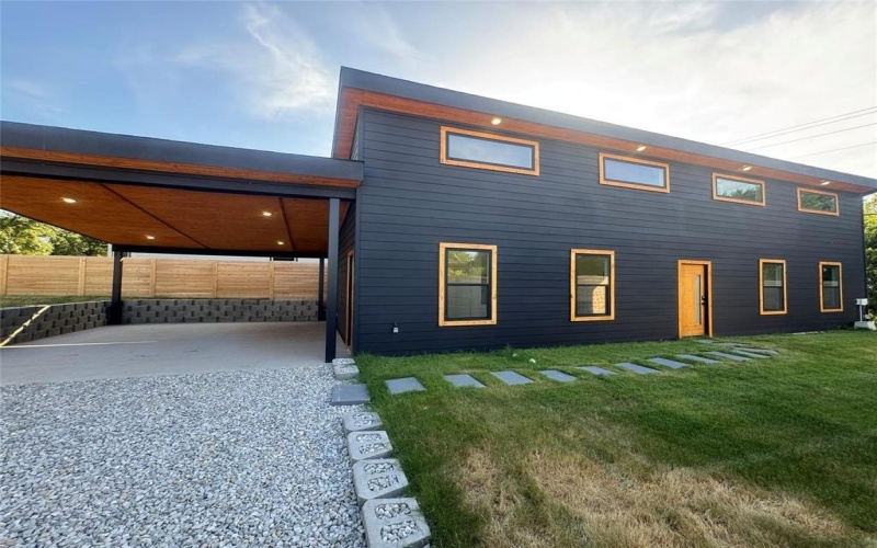 2806 Beechwood Street, Granbury, TX 76048, 3 Bedrooms Bedrooms, ,2 BathroomsBathrooms,Residential,For Sale,2806 Beechwood Street,0,21125895