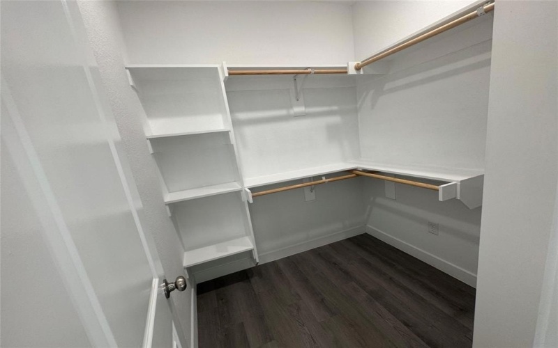 2806 Beechwood Street, Granbury, TX 76048, 3 Bedrooms Bedrooms, ,2 BathroomsBathrooms,Residential,For Sale,2806 Beechwood Street,0,21125895