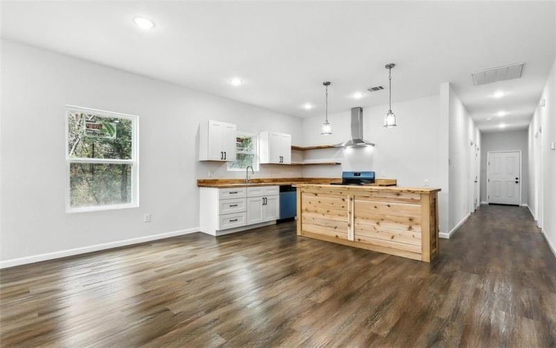 922 Scenic Drive, Granbury, TX 76048, 3 Bedrooms Bedrooms, ,2 BathroomsBathrooms,Residential,For Sale,922 Scenic Drive,0,21125966