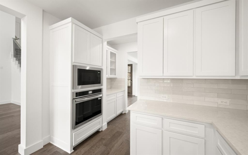 3710 Milwaukee Avenue, Midlothian, TX 76065, 5 Bedrooms Bedrooms, ,5 BathroomsBathrooms,Residential,For Sale,3710 Milwaukee Avenue,0,21126131