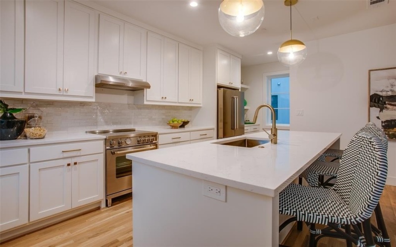 7207 Gaston Avenue #906, Dallas, TX 75206, 2 Bedrooms Bedrooms, ,2 BathroomsBathrooms,Residential,For Sale,7207 Gaston Avenue,0,21126165