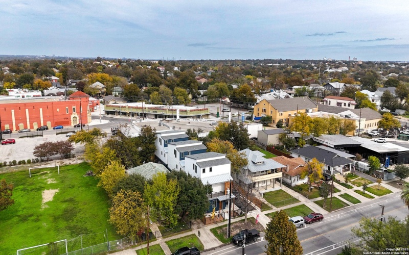 315-102 Cincinnati Ave, San Antonio, TX 78201, 3 Bedrooms Bedrooms, ,3 BathroomsBathrooms,Residential,For Sale,315-102 Cincinnati Ave,0,1728560