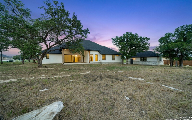 486 James Way, Castroville, TX 78009, 4 Bedrooms Bedrooms, ,5 BathroomsBathrooms,Residential,For Sale,486 James Way,0,1785061