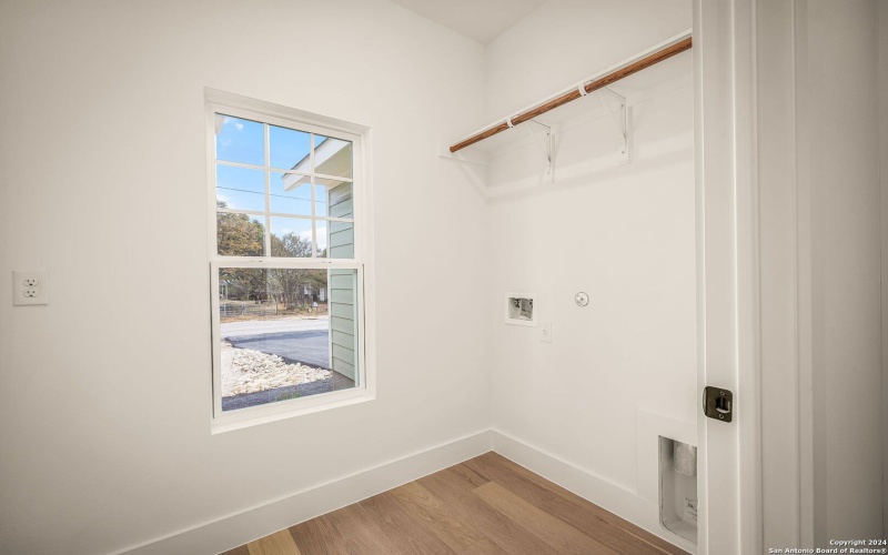 1672 Hillcrest Forest, Canyon Lake, TX 78133, 3 Bedrooms Bedrooms, ,2 BathroomsBathrooms,Residential,For Sale,1672 Hillcrest Forest,0,1821846