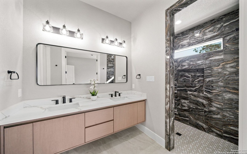 2920 Rocky Ridge Loop, Canyon Lake, TX 78133, 3 Bedrooms Bedrooms, ,2 BathroomsBathrooms,Residential,For Sale,2920 Rocky Ridge Loop,0,1821923