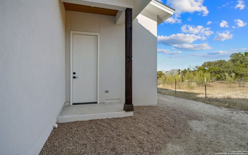 2920 Rocky Ridge Loop, Canyon Lake, TX 78133, 3 Bedrooms Bedrooms, ,2 BathroomsBathrooms,Residential,For Sale,2920 Rocky Ridge Loop,0,1821923