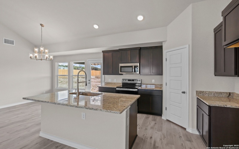 30 Log Cabin Way, Poteet, TX 78065, 3 Bedrooms Bedrooms, ,2 BathroomsBathrooms,Residential,For Sale,30 Log Cabin Way,0,1830205